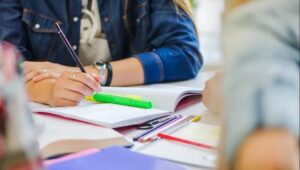 becas