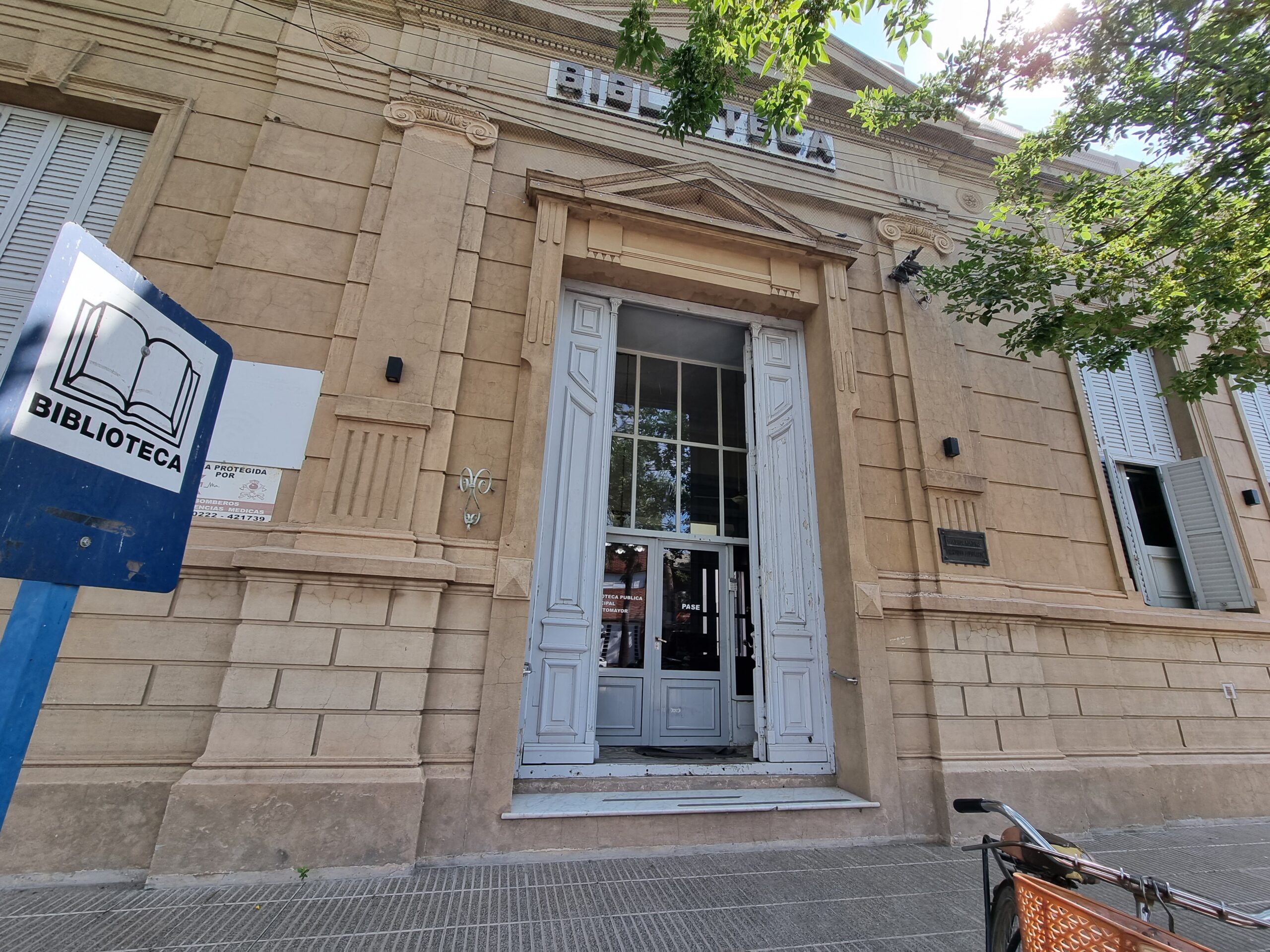 Biblioteca 20240205_103702